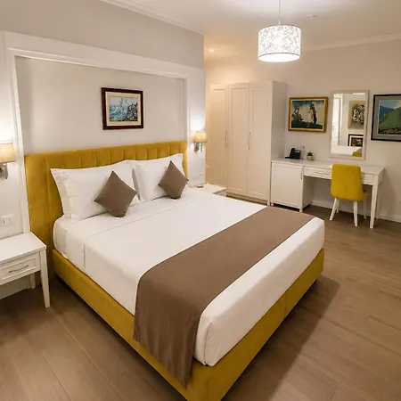 Art Hotel 4*